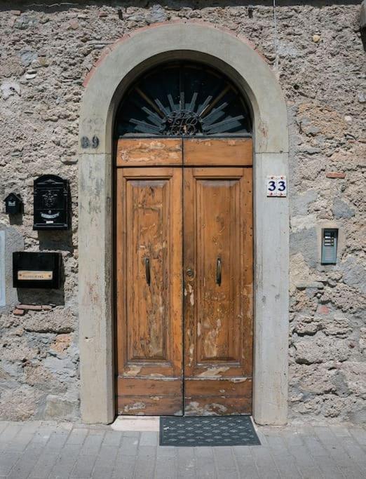 Апартаменты Casa Del Borgo Antico Поджибонси Экстерьер фото